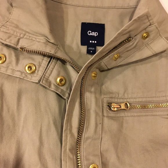 Lightweight Jacket - Picture 5 of 6